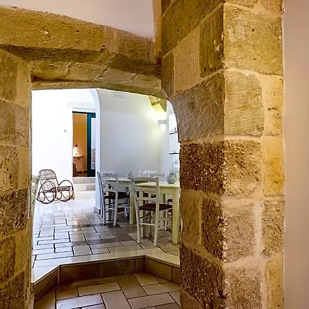 Donnantonietta - Nobile Dimora Bed & Breakfast 4*