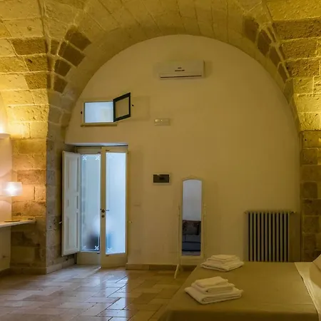 Donnantonietta - Nobile Dimora Bed and Breakfast 4*